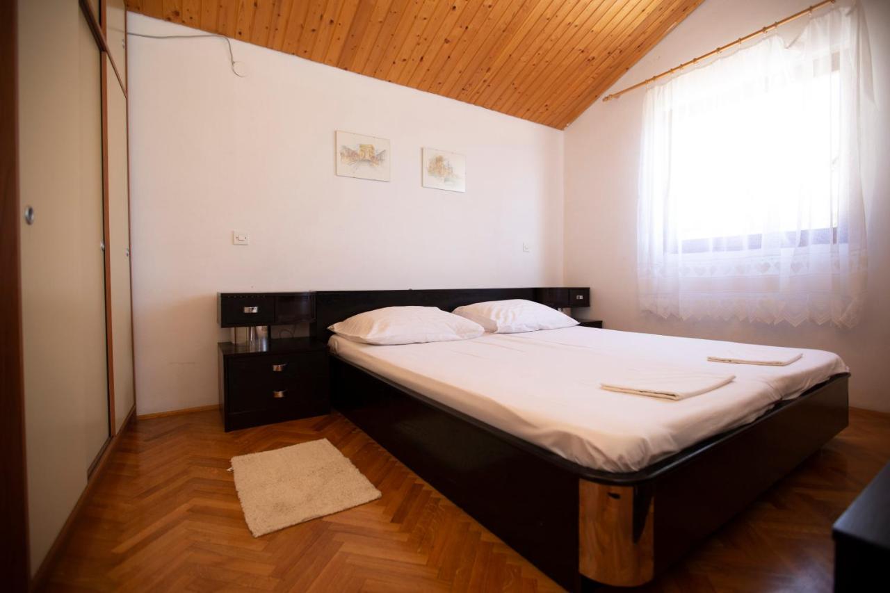 Villa Tomasovic Lokva Rogoznica Exteriör bild