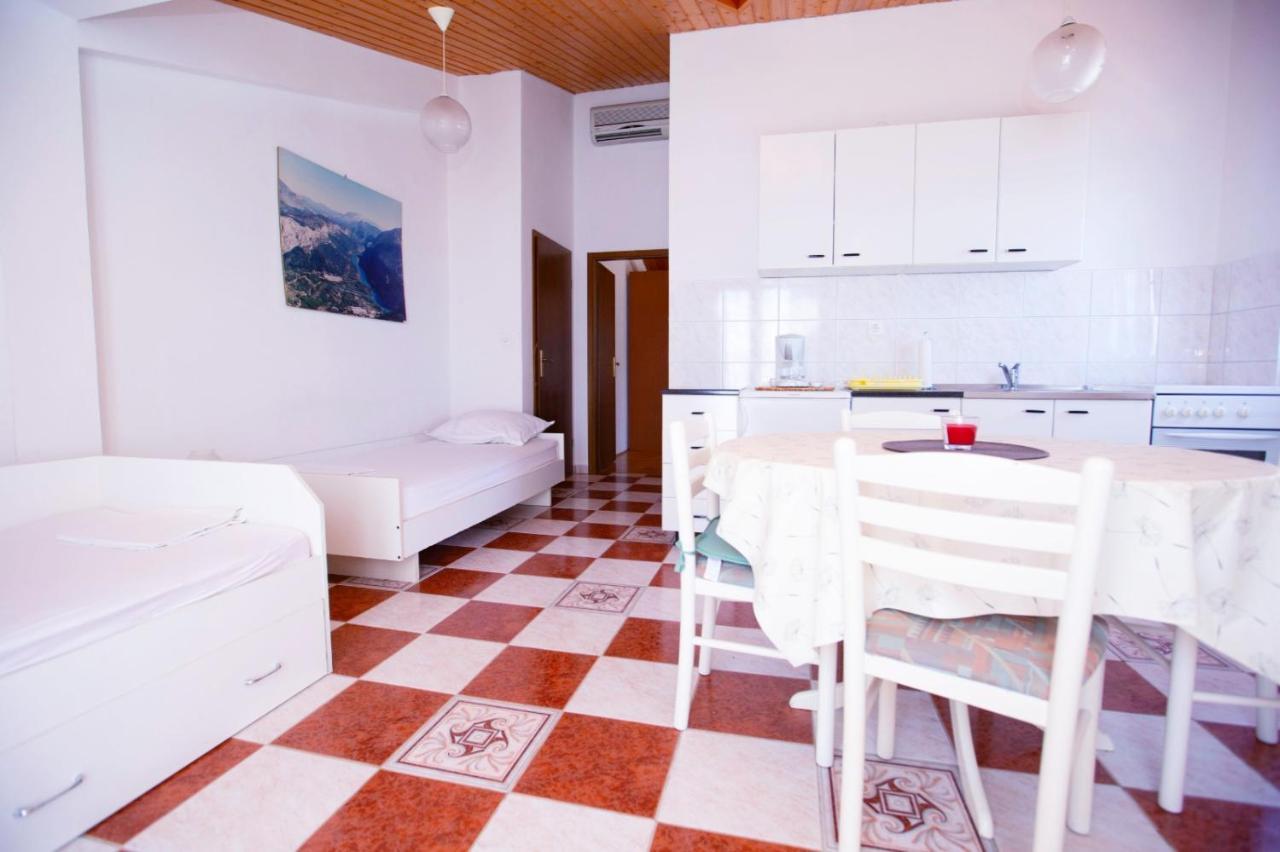 Villa Tomasovic Lokva Rogoznica Exteriör bild